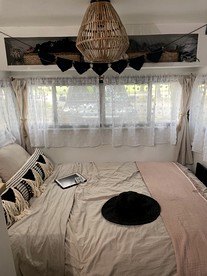 Vintage Shasta Camper for the best of NYC Glamping - Livingston Manor, New York - glamping.directory