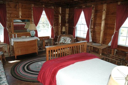 Beautiful Private Retreat with Private Beaches and Boat on McGee Island, Maine - Port Clyde, Maine - glamping.directory