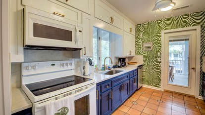 Beach Close Cottage with Nice Views in Georgetown, South Carolina - Georgetown, South Carolina - glamping.directory