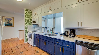 Beach Close Cottage with Nice Views in Georgetown, South Carolina - Georgetown, South Carolina - glamping.directory