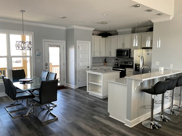 Stunning Beachfront Rental on Dauphin Island, Alabama - Perfect for Beach Vacations - Dauphin Island, Alabama - glamping.directory