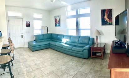 Large Family Retreat in Page, Arizona, Perfect for a Weekend Getaway for Large Groups - Page, Arizona - glamping.directory
