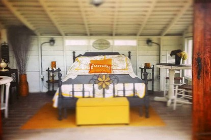 Unique Repurposed Barn near Niles for Glamping in Michigan - Niles, Michigan - glamping.directory