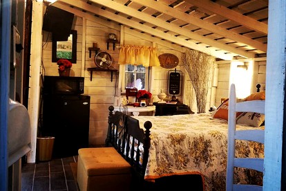 Unique Repurposed Barn near Niles for Glamping in Michigan - Niles, Michigan - glamping.directory