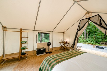 Gorgeous Safari Tent in the Lake George Area of the Adirondack Mountains, Perfect for a Family Weekend Away - Corinth, New York - glamping.directory