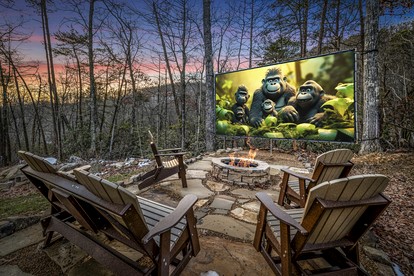 Luxurious Cabin with Game Room and Hot-tub in Sevierville, Tennessee - Sevierville, Tennessee - glamping.directory