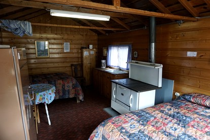Cabin 2 at Sportsman’s Lodge *NOW WITH WIFI* - Bellvue, Colorado - glamping.directory