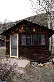 Cabin 2 at Sportsman’s Lodge *NOW WITH WIFI* - glamping.directory