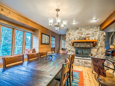Elegant and Luxurious Cabin Rental in Steamboat Springs, Colorado - Steamboat Springs, Colorado - glamping.directory