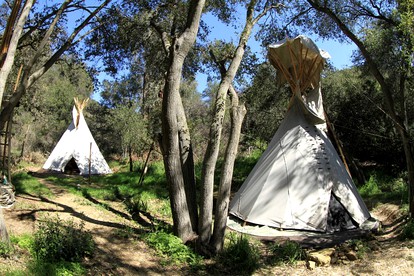 Tranquil Tipi Rental for California Glamping in the Santa Monica Mountains - glamping.directory
