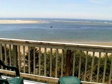 Rustic Oceanfront Cottage Rental on Netarts Bay near Tillamook - Netarts, Oregon - glamping.directory
