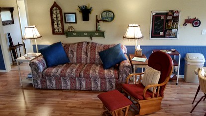 Idyllic Vacation Cottage in the Texas Hill Country near Round Top, Texas - Burton, Texas - glamping.directory