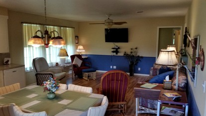 Idyllic Vacation Cottage in the Texas Hill Country near Round Top, Texas - Burton, Texas - glamping.directory