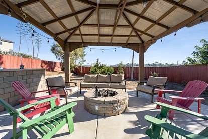 Amazing Cottage with Hot-tub and Fire Pit in Oceanside, California - Oceanside, California - glamping.directory
