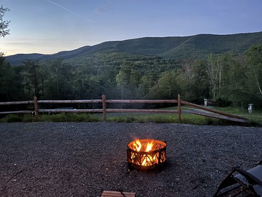 Piebald Mountain Pet Friendly Tents, Petersburg, New York - Petersburg, New York - glamping.directory