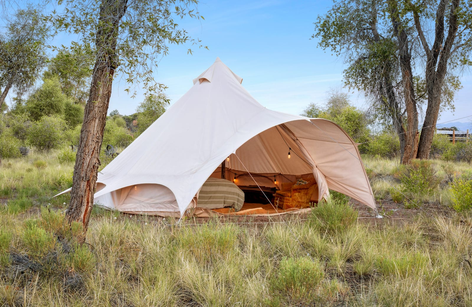 Coyote Mountain, Crestone Open Sky - glamping.directory
