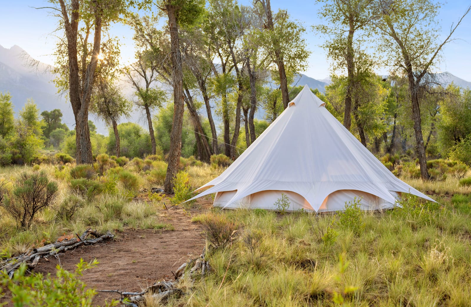 Coyote Mountain, Crestone Open Sky - Crestone, Colorado - glamping.directory