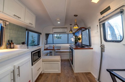 Prescott AZ Airstream Getaway One Block from Whiskey Row - Prescott, Arizona - glamping.directory