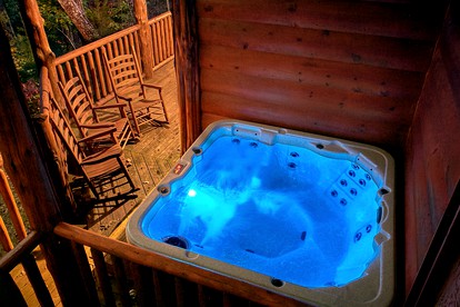 Amazing and Spacious Cabin Rental near Sevierville for a Family Getaway in Tennessee - Sevierville, Tennessee - glamping.directory