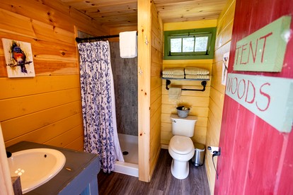 Adult Only Bell Tent Perfect for a Romantic Getaway in Turner, Maine - Turner, Maine - glamping.directory