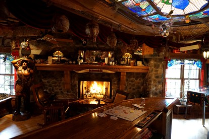 Unique Cabin Rental for a Vacation near Green Lake, Wisconsin - Markesan, Wisconsin - glamping.directory