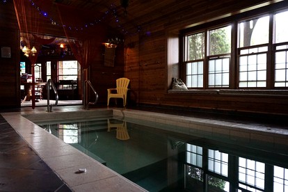 Unique Cabin Rental for a Vacation near Green Lake, Wisconsin - Markesan, Wisconsin - glamping.directory