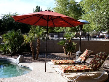 Luxurious Vacation Rental with Beautiful Backyard and Private Pool near Phoenix, Arizona - Surprise, Arizona - glamping.directory
