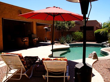 Luxurious Vacation Rental with Beautiful Backyard and Private Pool near Phoenix, Arizona - Surprise, Arizona - glamping.directory