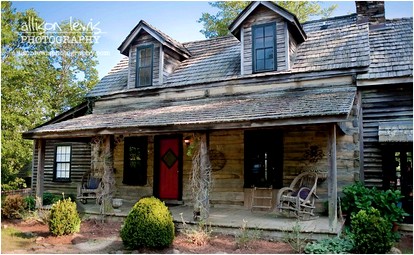 Historic Rural Cabin Ideal for Families in Wilsonville, Alabama - Wilsonville, Alabama - glamping.directory