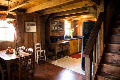 Rustic Cabin Rental with a Fireplace near Kingsport in Rogersville, Tennessee - Rogersville, Tennessee - glamping.directory