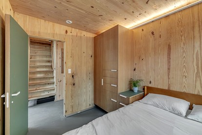 Serene Modern Tiny Home with Fiery Gizzard Reservoir Views Near Tracy City | Tennessee - Tracy City, Tennessee - glamping.directory