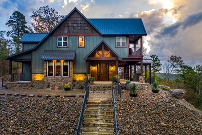 Fully-Equipped Cabin with Breathtaking Mountain Views in Broken Bow, Oklahoma - glamping.directory
