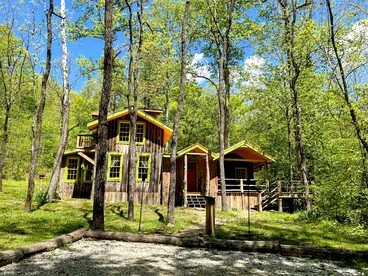 Stunning Pet-Friendly Cabin in Stanton, Kentucky - Ideal for a Family Glamping Trip - glamping.directory
