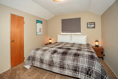 Perfect Family Glamping Getaway Destination: Charming and Comfortable Cabin in Big Bear City, California - Big Bear City, California - glamping.directory