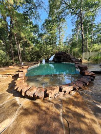 Fun for All Ages: Treehouse with Waterfront Deck for Families in Grimes County, TX - Grimes County, Texas - glamping.directory