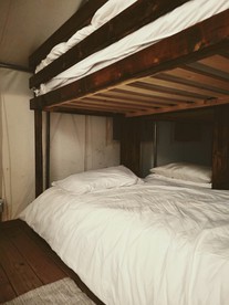 Lovely Safari Tent with Treetop Views for Family Glamping in Missouri - Norwood, Missouri - glamping.directory