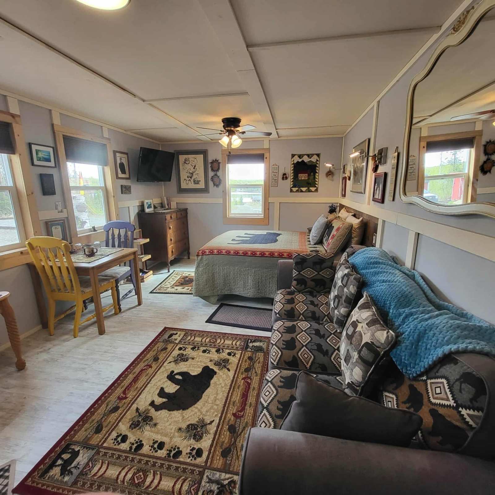 Mooseberry Cabins Willow, Alaska - Willow, Alaska - glamping.directory
