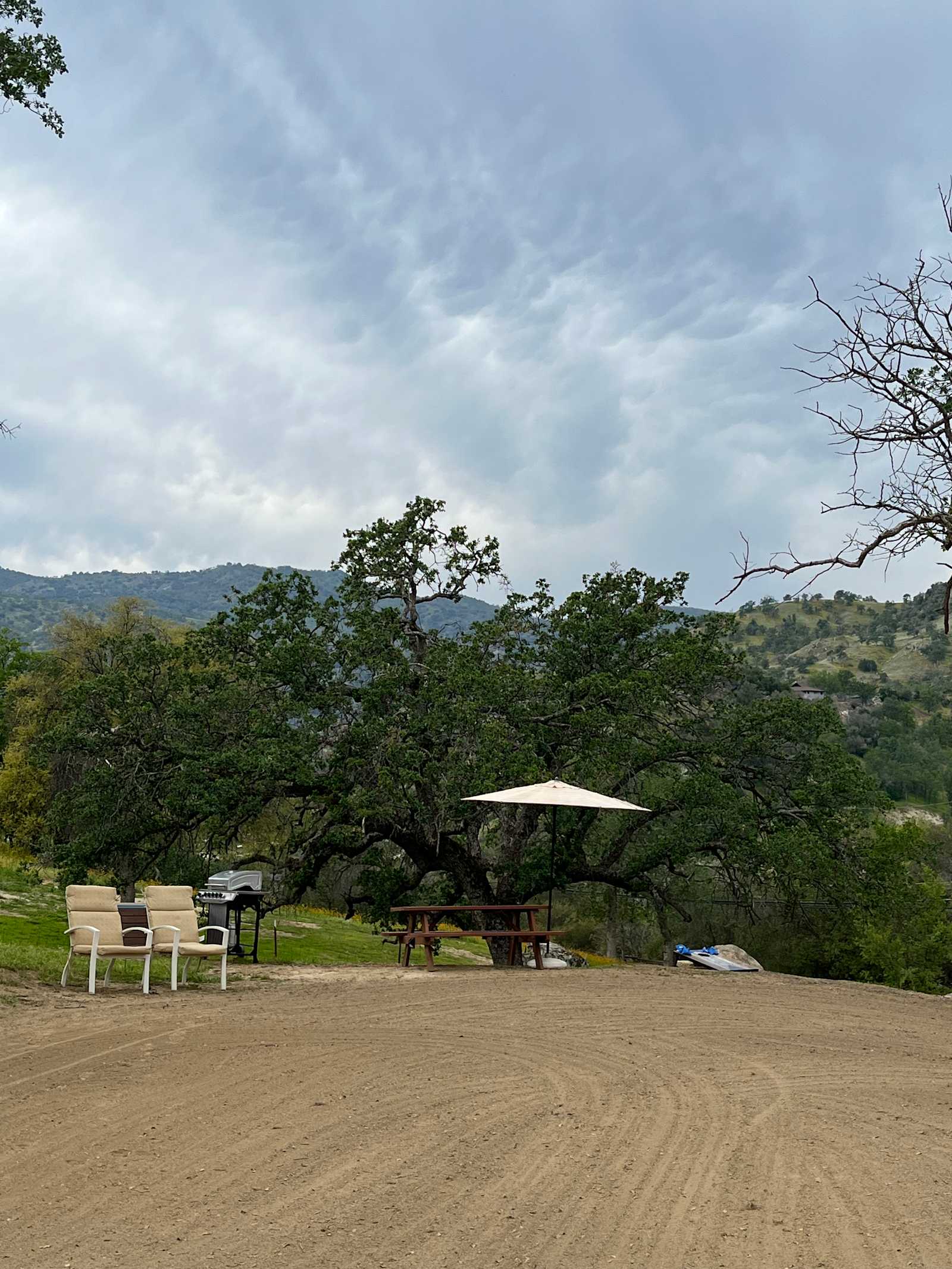 Moro Rock View - Three Rivers, California - glamping.directory