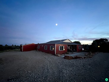 Fantastic Cabin with Fire Pit and Barbecue in Monticello, Utah - Monticello, Utah - glamping.directory