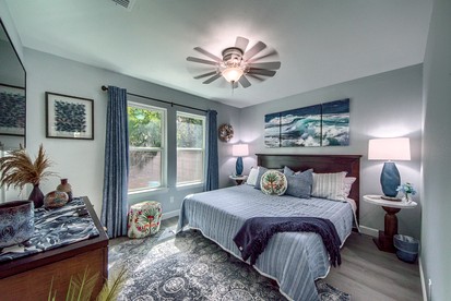 Beautiful Colorful Cabin Close to River in New Braunfels, Texas - New Braunfels, Texas - glamping.directory