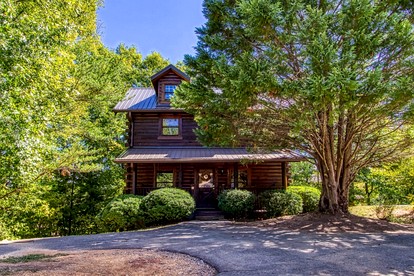 Group Cabin with Game Room and Theater Space in Pigeon Forge, Tennessee - glamping.directory