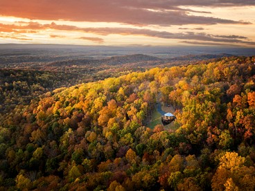 Skyline Drive Yurt Glamping near Shenandoah National Park - Front Royal, Virginia - glamping.directory
