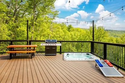 Skyline Drive Yurt Glamping near Shenandoah National Park - Front Royal, Virginia - glamping.directory