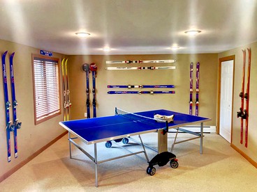 Amazing Bretton Woods Accommodation for a Weekend Getaway in New England - Carroll, New Hampshire - glamping.directory
