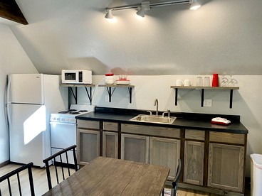 Table Rock Lake Glamping Getaway in a Luxury Cabin - Branson, Missouri - glamping.directory