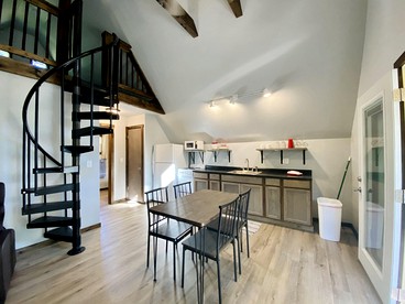 Table Rock Lake Glamping Getaway in a Luxury Cabin - Branson, Missouri - glamping.directory