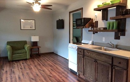 Table Rock Lake Glamping Getaway in a Luxury Cabin - Branson, Missouri - glamping.directory