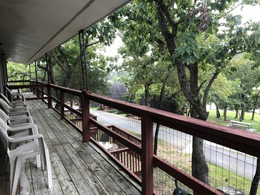 Table Rock Lake Glamping Getaway in a Luxury Cabin - Branson, Missouri - glamping.directory