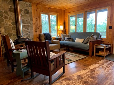 Enormous Lake Cabin Ideal for Large Groups in Maine - Greenville, Maine - glamping.directory