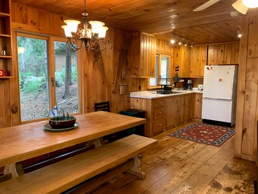 Enormous Lake Cabin Ideal for Large Groups in Maine - Greenville, Maine - glamping.directory